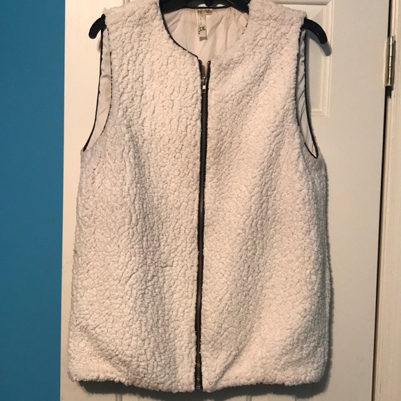 Vest! - Picture 1 of 1